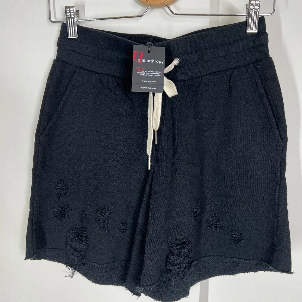 n:PHILANTHROPY COCO Short, Black cat, XS Distressed,‎ Oversized, Relaxed